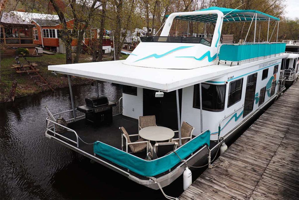 Houseboat Sponsorship